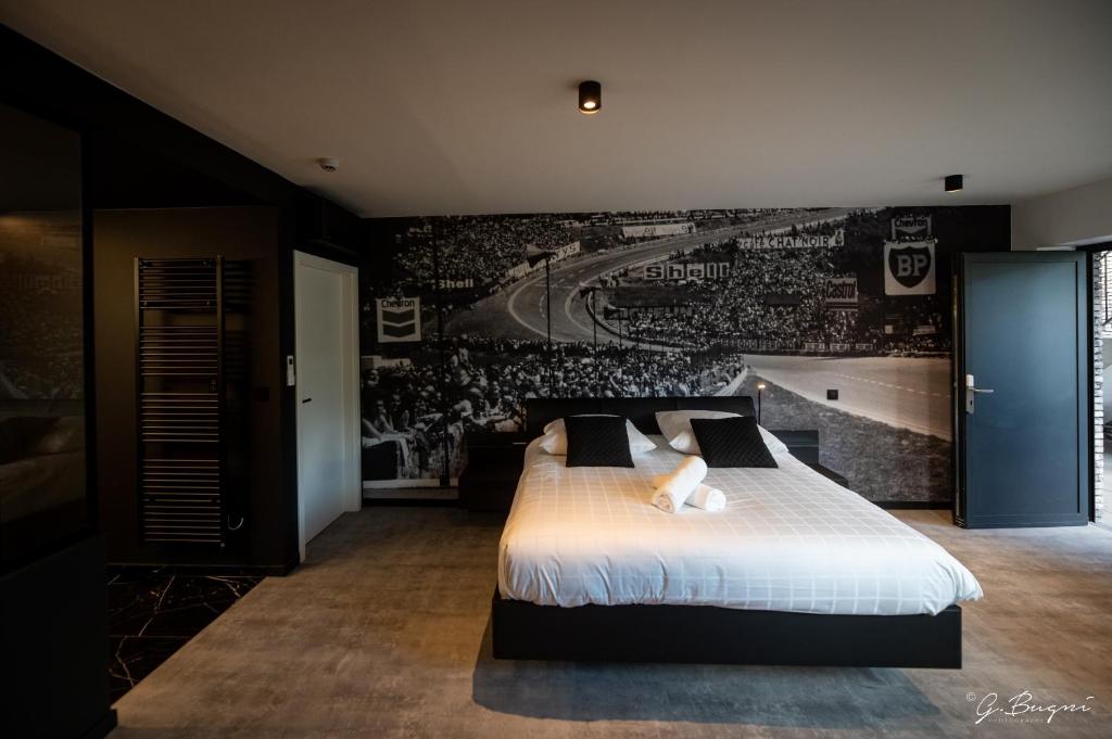 boutique-hotel-la-cour-de-la-reine-rooftop-restaurant-spa-hotels-spa-1 Boutique Hôtel, La Cour de la Reine, Rooftop & Restaurant Spa Hotel 1