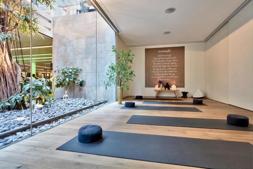 Conservatorium Hotel Spa Hotels Yoga