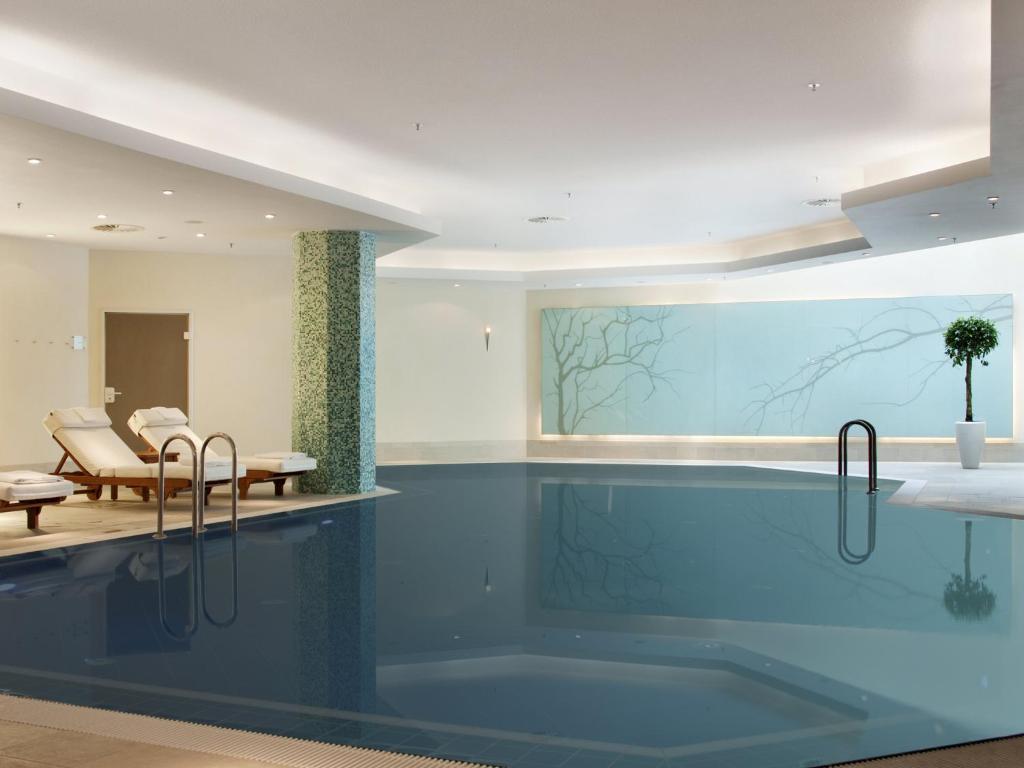 hilton-berlin-spa-hotels-berlin-1 Hilton berlin spa hotel pool