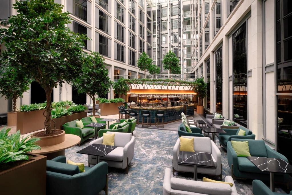 leonardo-royal-london-st-pauls-spa-hotels-london-1 Leonardo Royal London St Paul’s Spa Hotel Garden