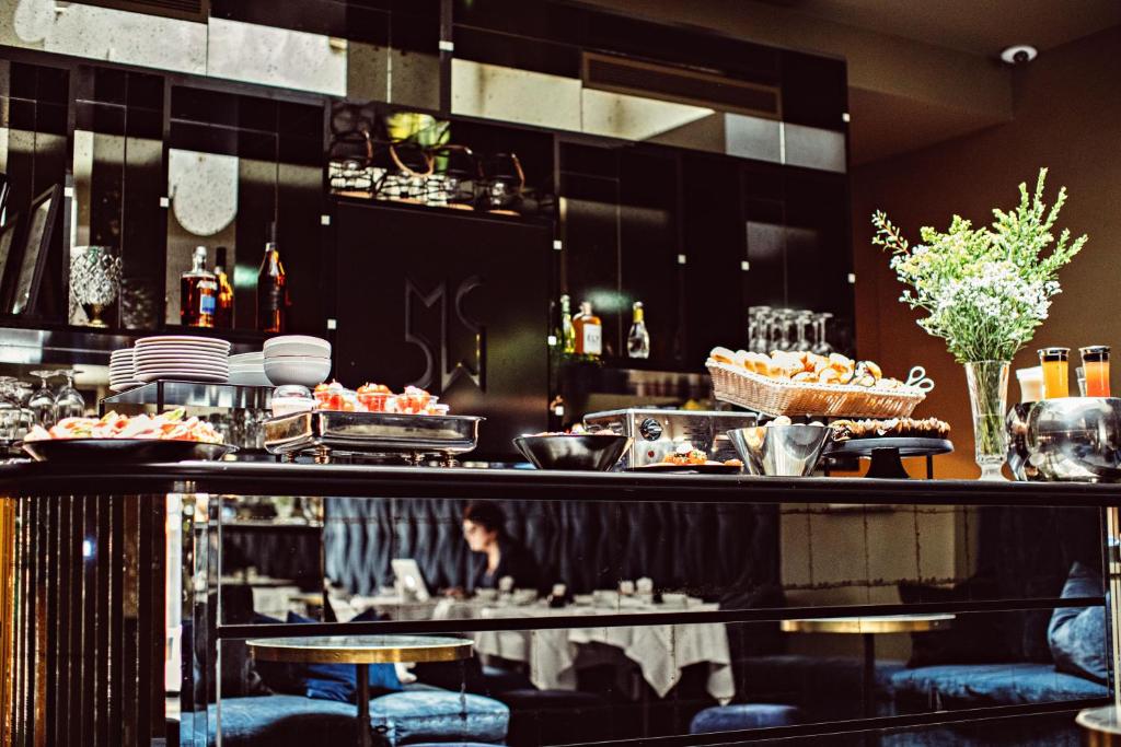 monsieur-cadet-hotel-spa-spa-hotels-paris-6 Monsieur Cadet Hotel & Spa Hotels Bar