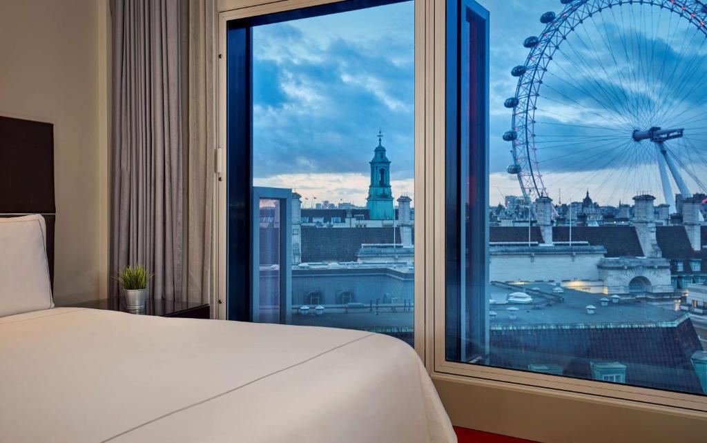 park-plaza-westminster-bridge-london-spa-hotels-london-7 Park Plaza Westminster Bridge London Spa Hotel View