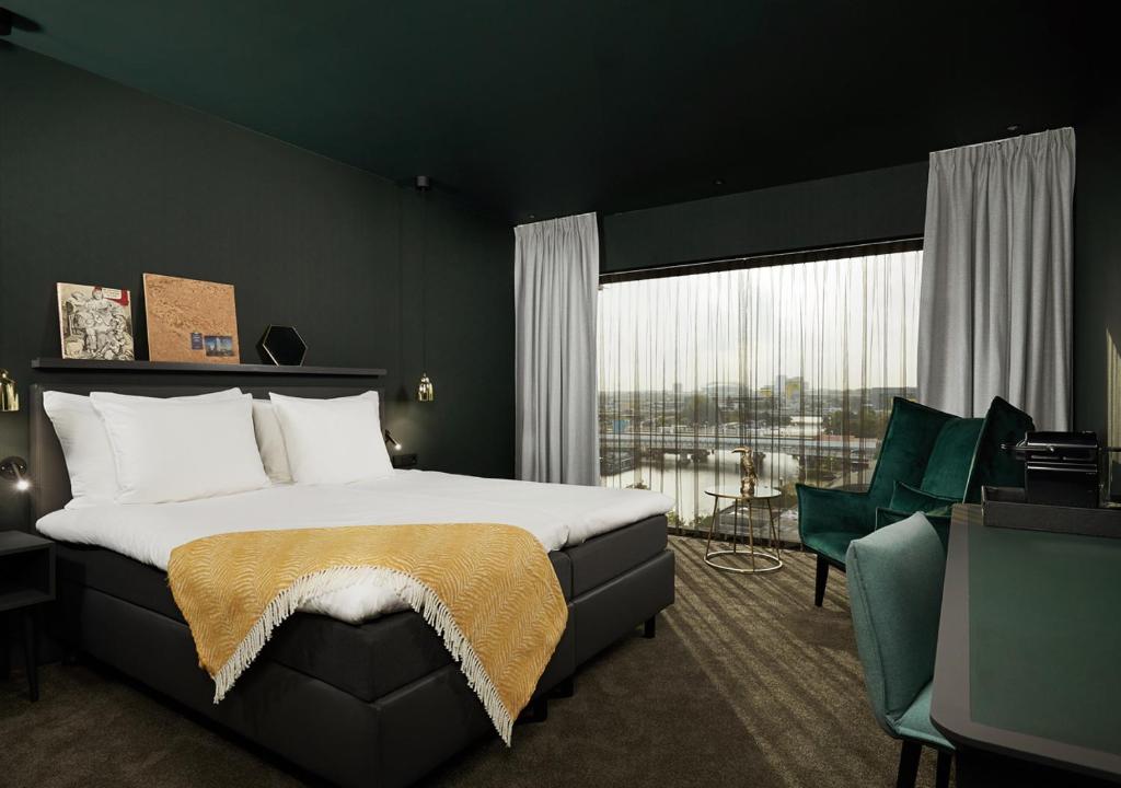 Van der Valk Hotel Amsterdam Spa Hotels Room