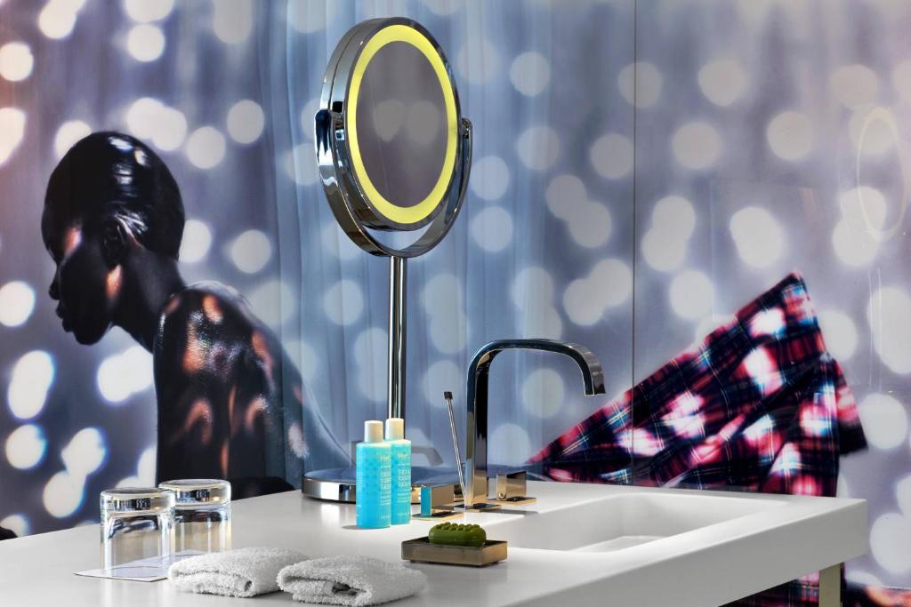 w-london-spa-hotels-london-5 W London Spa Hotel Bath 2