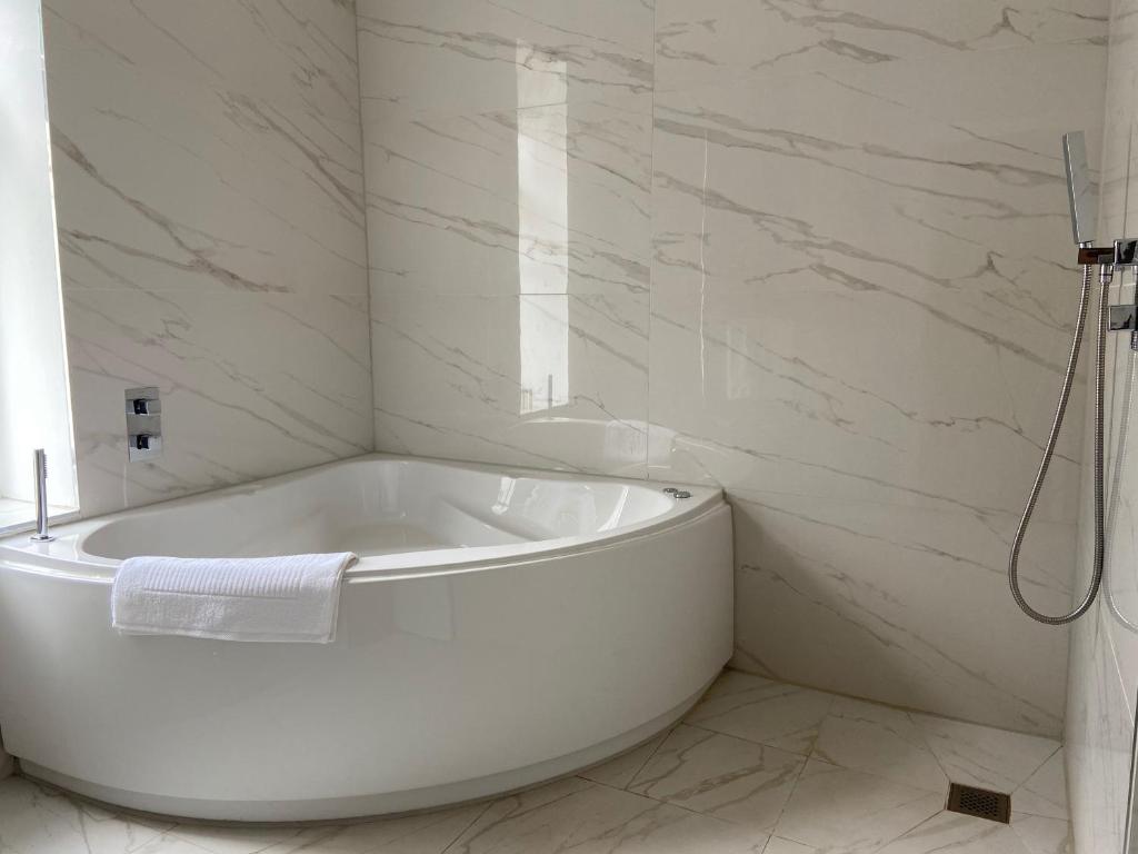 croydon-hall-spa-hotels-somerset-8 Croydon Hall Spa Hotel Bath