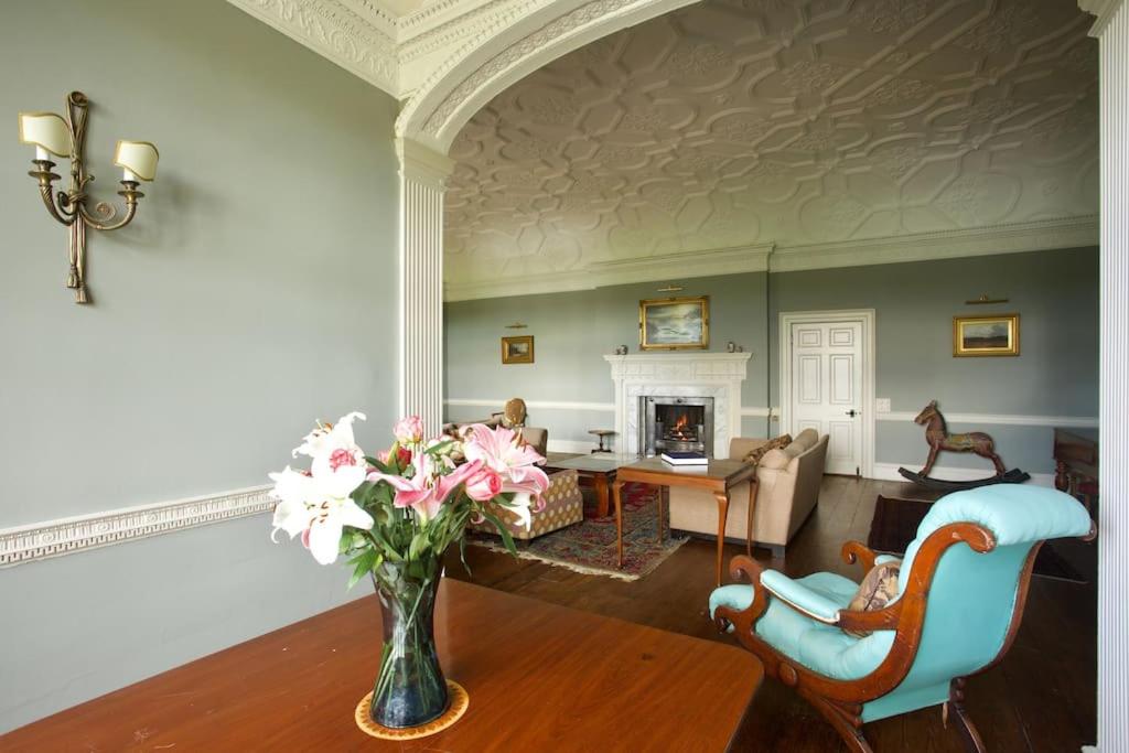 historic-elizabethan-manor-in-south-somerset-spa-hotels-somerset-6 Historic Elizabethan Manor in South Somerset