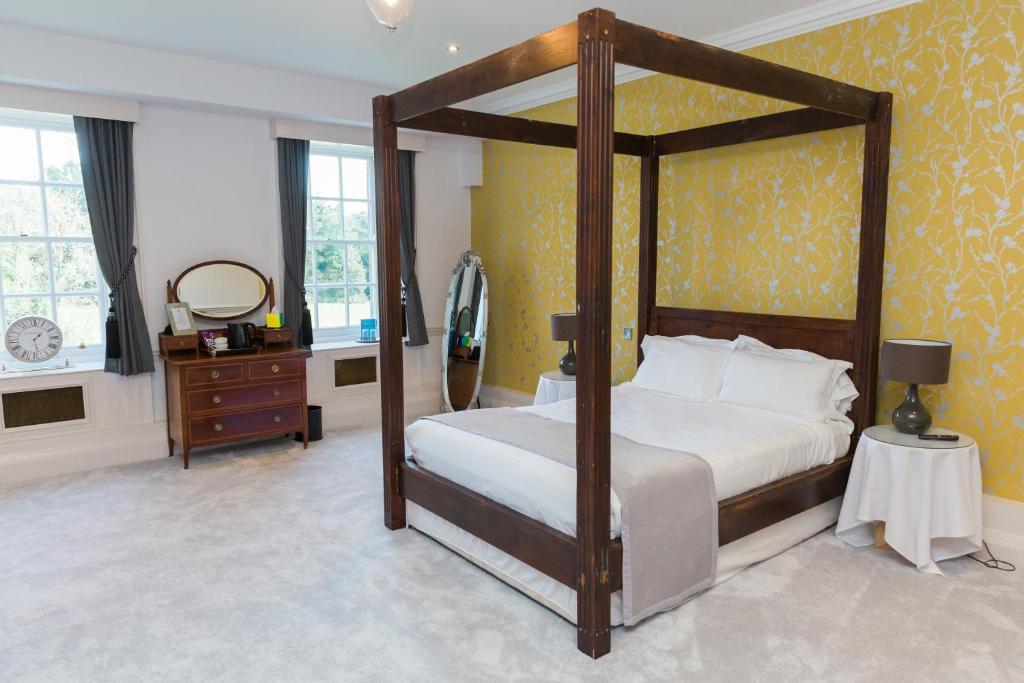 holbrook-manor-spa-hotels-somerset-3 Holbrook Manor Spa Hotel Indoor