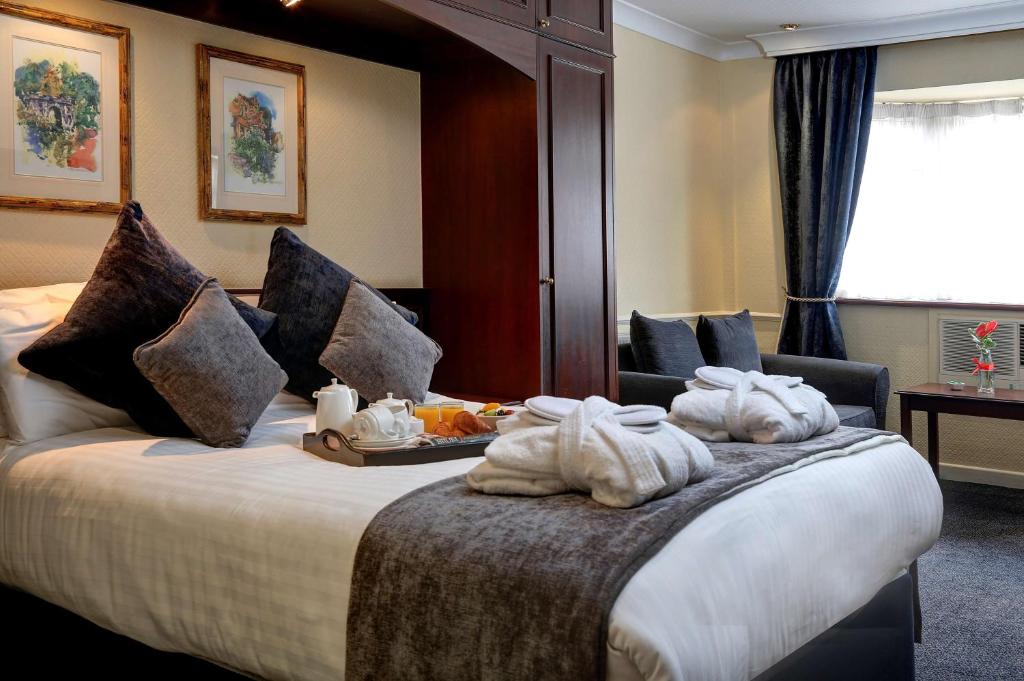 moor-hall-hotel-spa-bw-premier-collection-spa-hotels-midlands-4 Moor Hall Hotel & Spa, BW Premier Collection Room